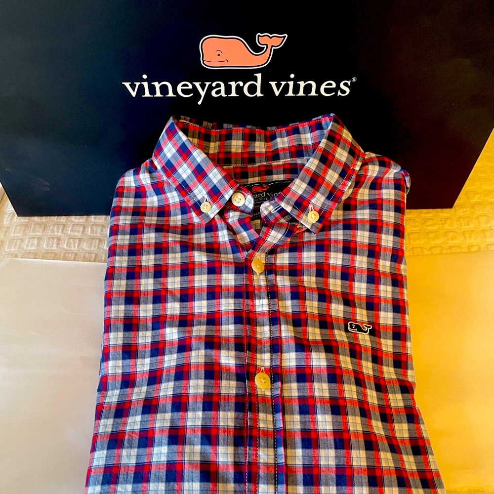 Vineyard vines boys button down shirt - size 12-14